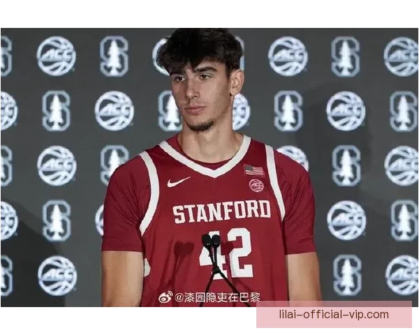 雷诺自信称自己本届最佳新秀内线去年来唯一场均二十加十的大学球员